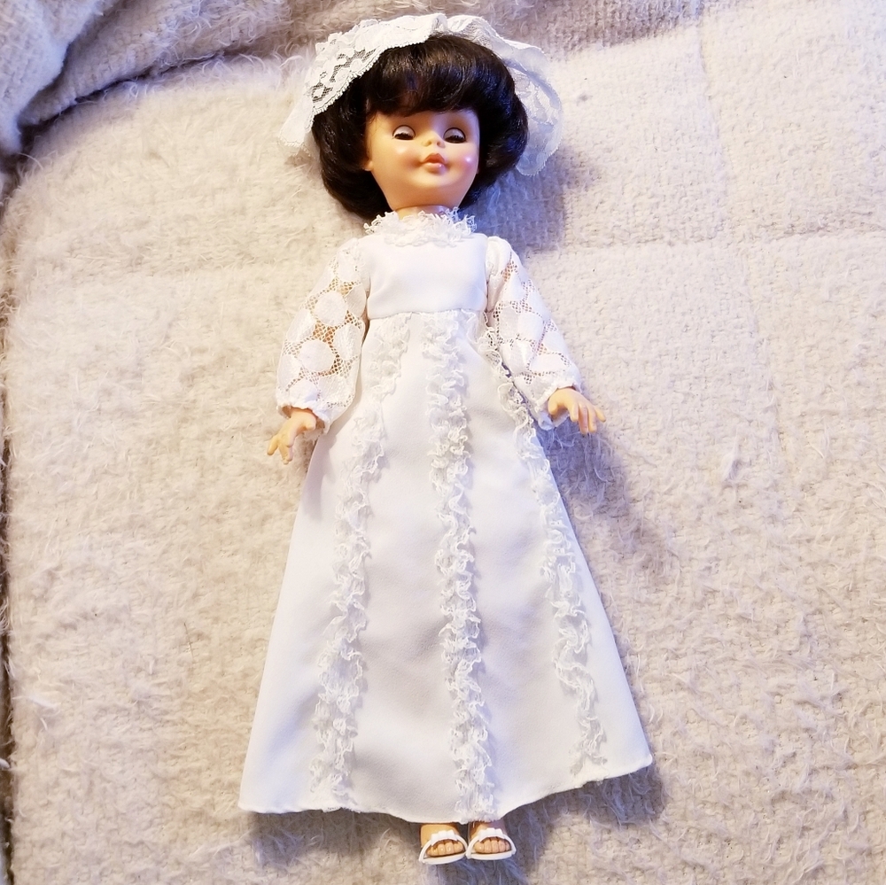 1960s Reliable Canada Bride Doll Wedding Vintage Sleeper Eyes